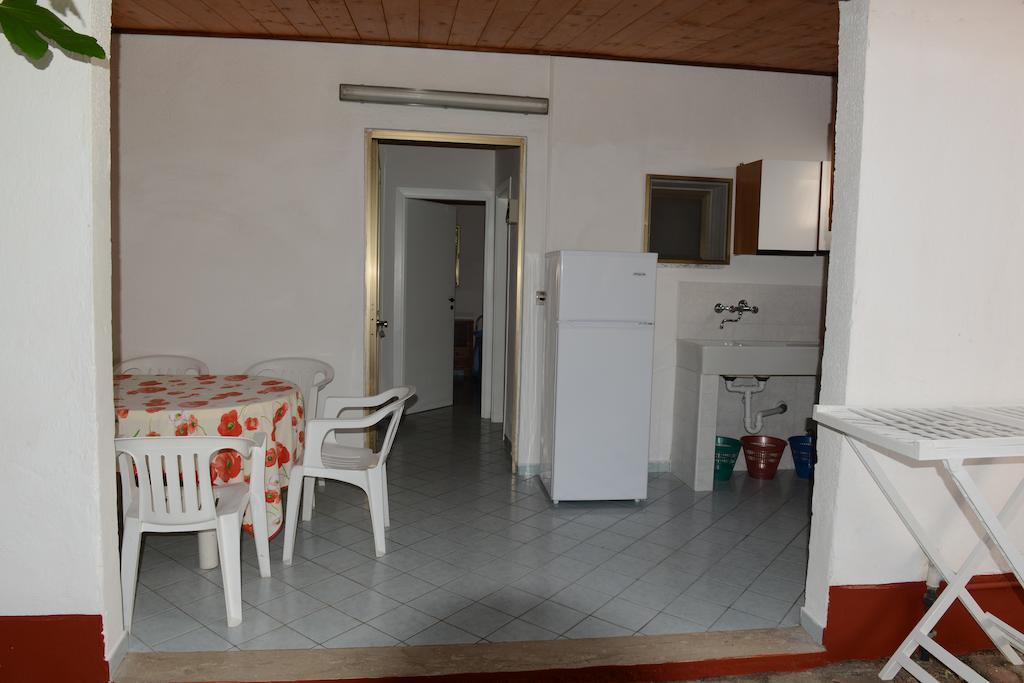 Villaggio La Pantera Rosa Scalea Cameră foto